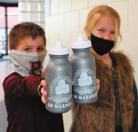 Local business donates water bottles to PPS elementary