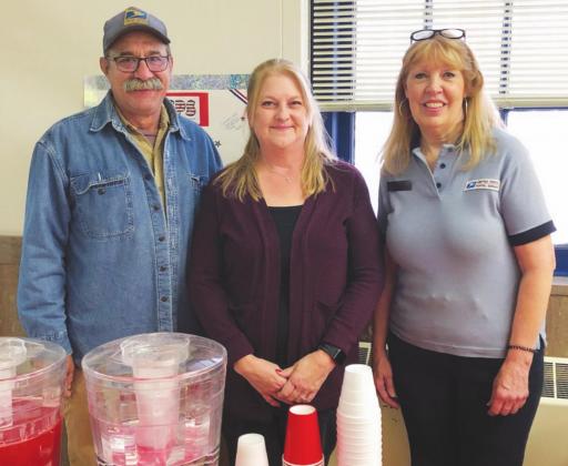 Above, from left are retiree Kyle Hanni, Perry Post Office Postmaster Sandra and retiree Debbie Crater. Crater celebrated her retirement with a reception on her last working day in collaboration with Kyle Hanni’s retirement reception on Friday, Nov. 19.